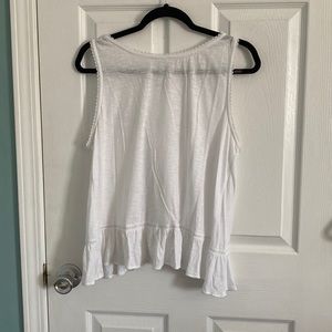 LOFT size M White Ruffle Flowy Tank